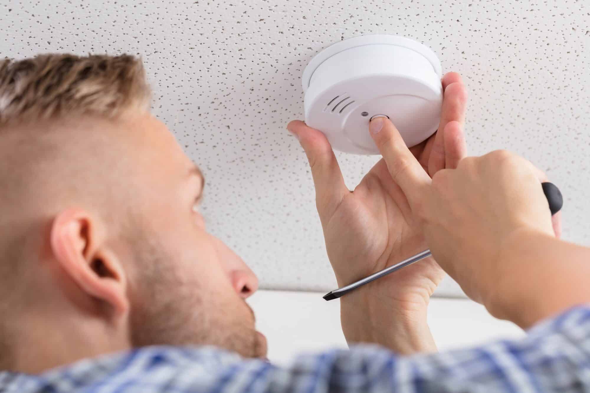 New Smoke Alarm Requirements For Qld Property Owners Fox And Thomas Lawyers 